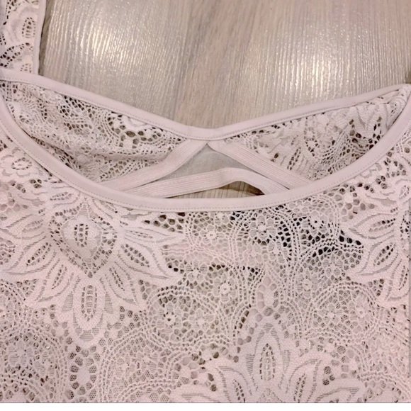 VICTORIA SECRET LACE CAP SLEEVE BODYSUIT WITH MESH BACK LAVENDER SIZE M - Picture 10 of 16